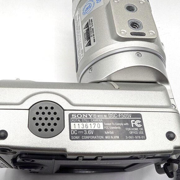 Sony Cybershot DSC-F505V TESTED Memory Sticks Adapter Charger Bag *No Battery* - Picture 8 of 14